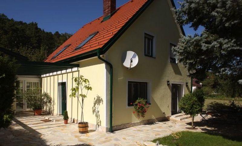 Romantic Cottage Pitten Exterior photo